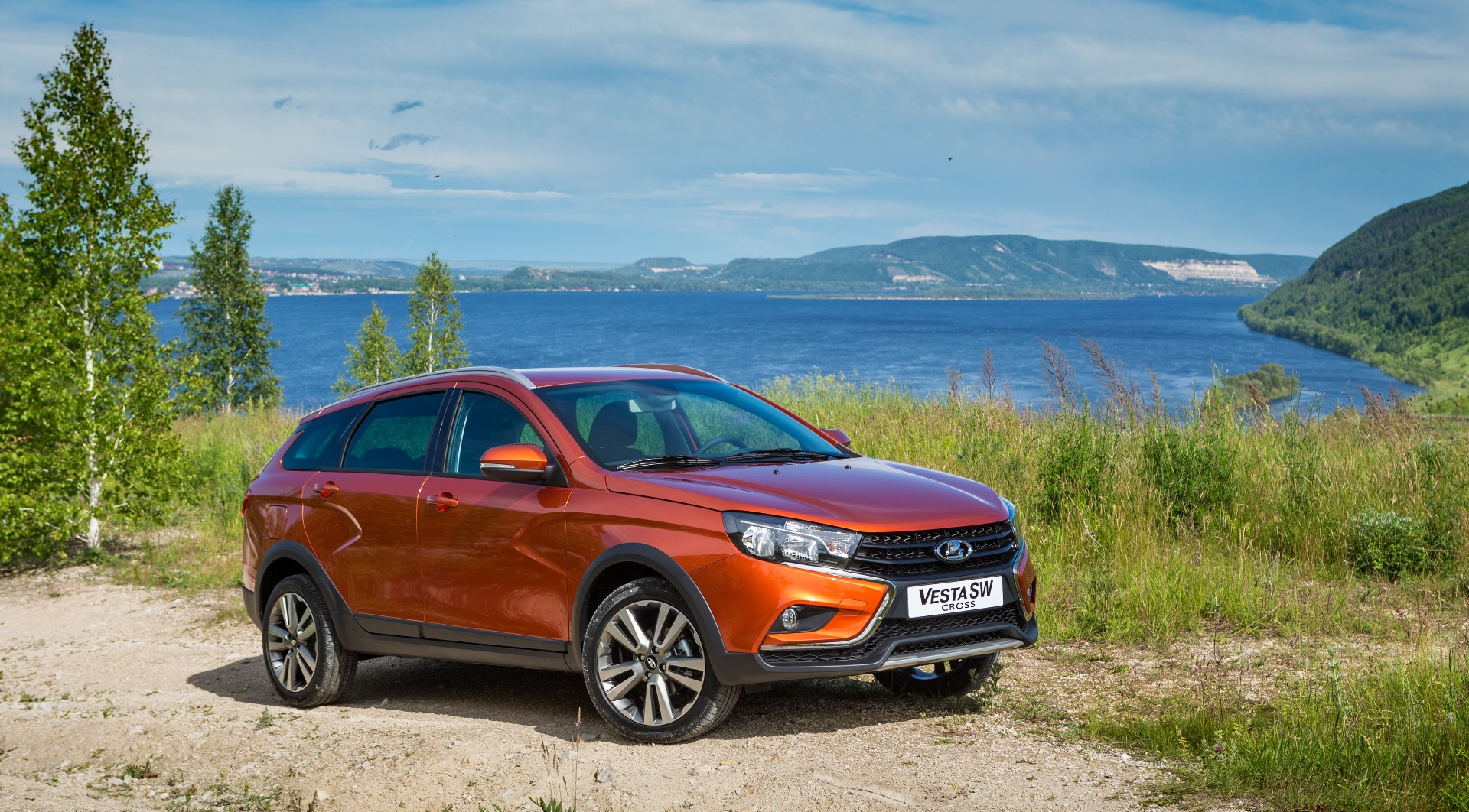 LADA Vesta SW и LADA Vesta SW Cross – старт продаж